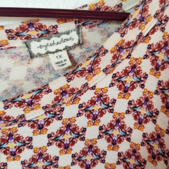 Eye Shadow Cute Multi Color Blouse, Size 1X A73 - Picture 3 of 3